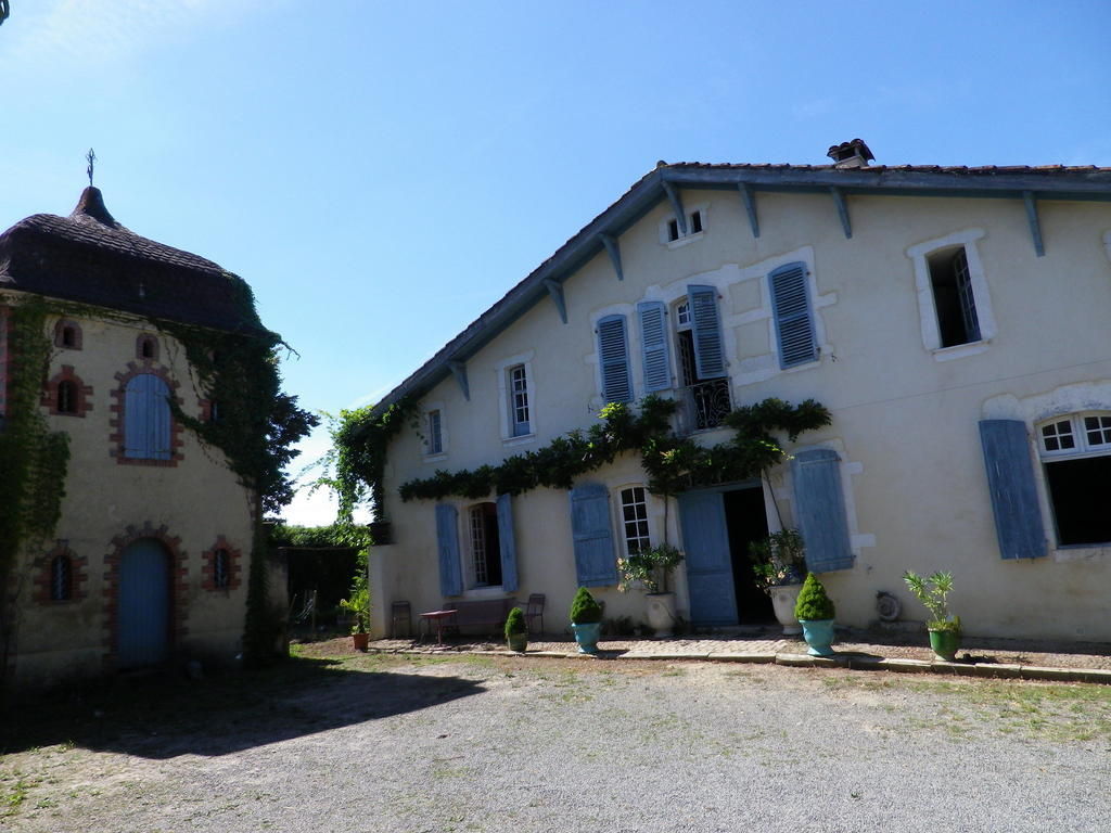 Chambres Et Table D'Hotes Manoir Capcazal De Pachiou Mimbaste Exterior photo